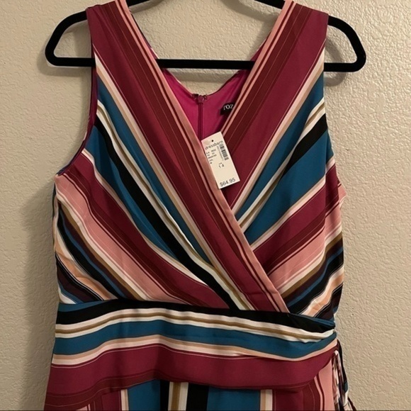 COPY - NWT Roz & Ali Dressbarn sleeveless v-neck surplice wrap dress - Picture 4 of 11